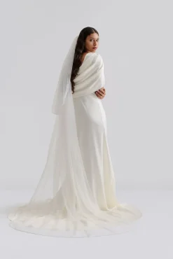 Malina Cathedral blusher veil