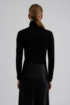 Malina Quinn topp
