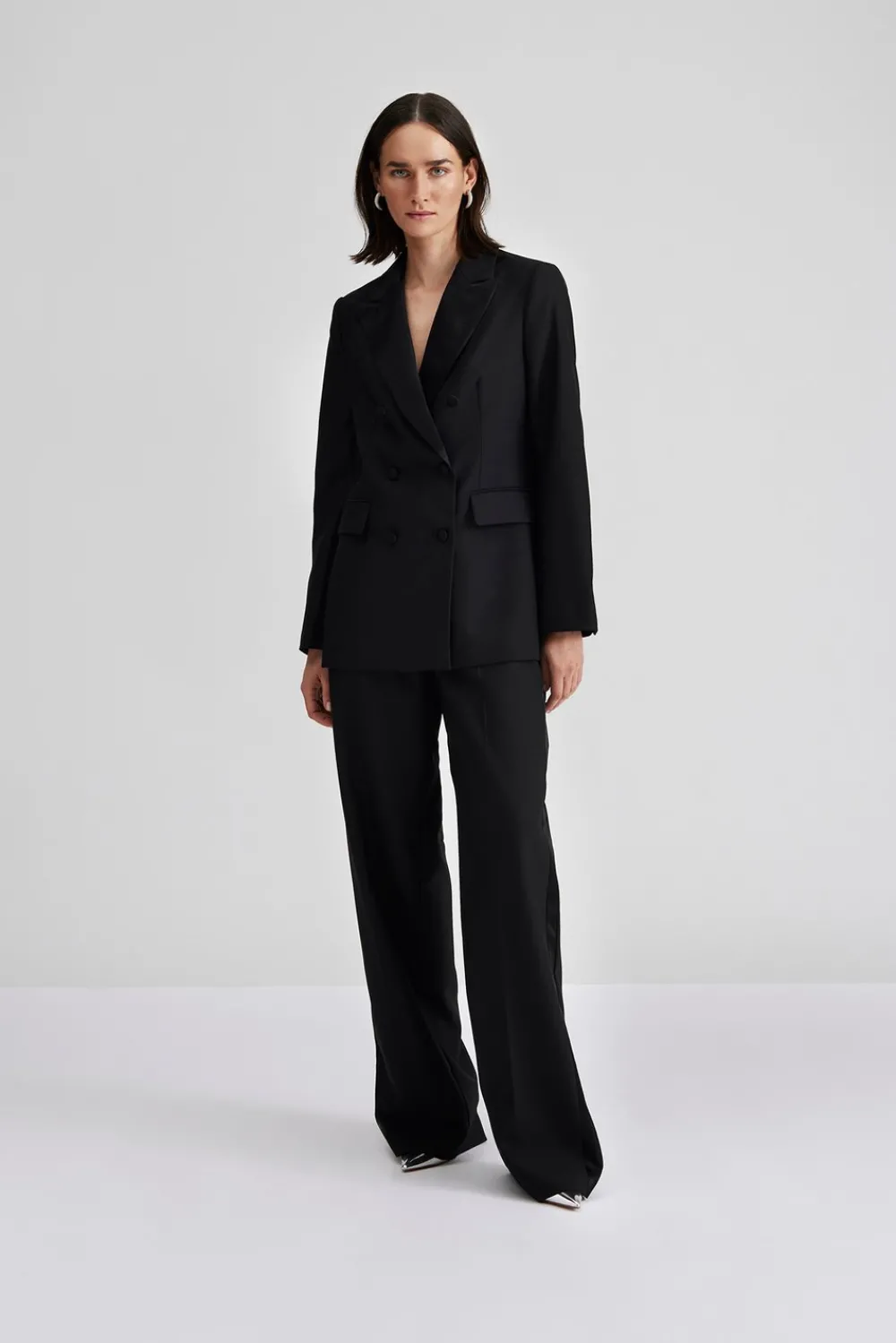 Malina Tuxedo blazer